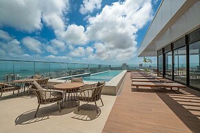 Beach Class Meireles by Carpediem Ocean View