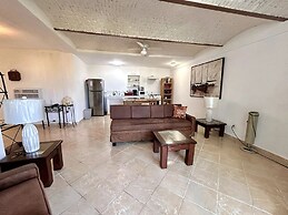 Yatch Apartments