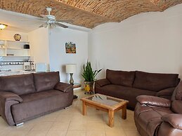 Yatch Apartments