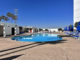 Yatch Apartments
