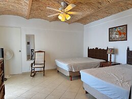 Yatch Apartments