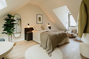 Raibu Antwerp by Stay-C