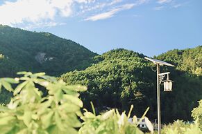 Bright Moon Valley Smart Hotel