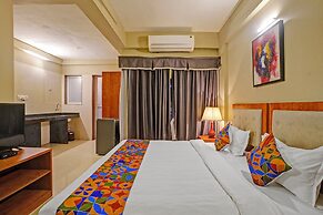 Fabhotel Charvi Reemz