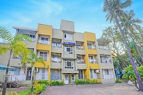 Fabhotel Charvi Reemz