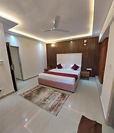 Fabhotel Outstay