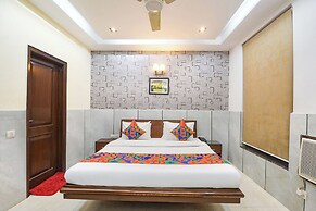 Fabhotel Pooja Residency
