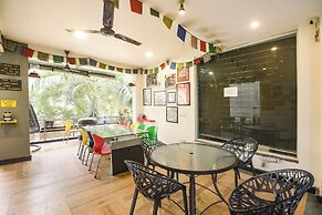 Fabhotel Pooja Residency