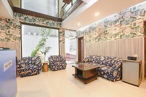 Fabhotel Pooja Residency