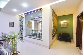 Fabhotel Pooja Residency