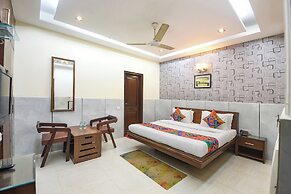 Fabhotel Pooja Residency