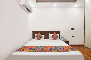 Fabhotel The Dream Inn