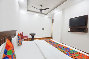 Fabhotel The Dream Inn
