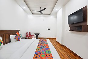 Fabhotel The Dream Inn