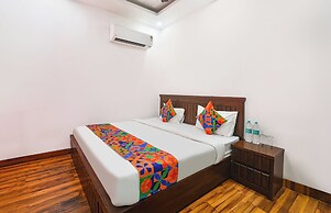 Fabhotel The Dream Inn