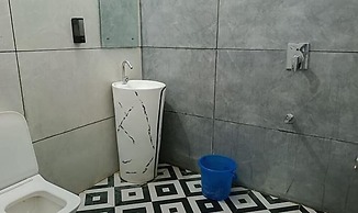 Fabhotel Pink Haveli