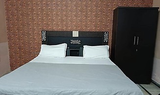 Fabhotel Pink Haveli