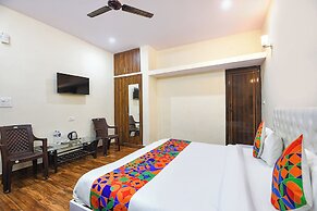 Fabhotel Badal Inn