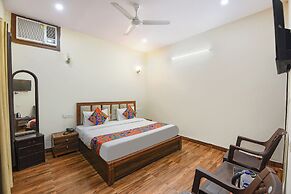 Fabhotel Badal Inn