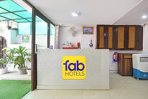 Fabhotel Badal Inn