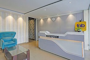 Fabhotel New R Inn