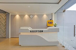 Fabhotel New R Inn