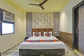 Fabhotel New R Inn