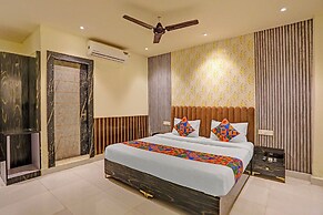 Fabhotel New R Inn
