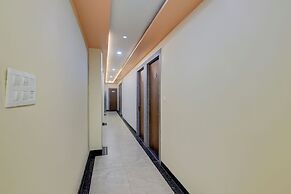 Fabhotel Raas Plaza