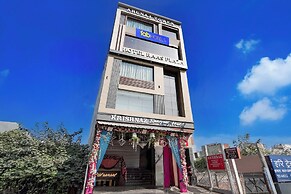 Fabhotel Raas Plaza
