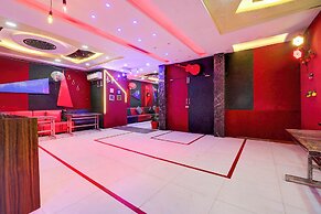 Fabhotel Ceerock