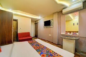 Fabhotel Ceerock