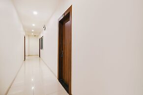 Fabhotel Apple