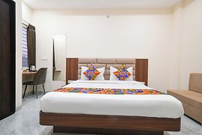 Fabhotel Capital Inn