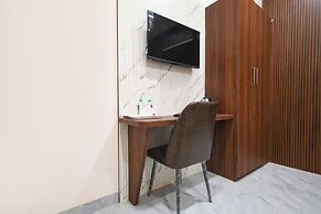 Fabhotel Capital Inn
