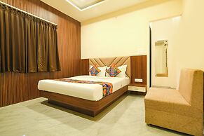 Fabhotel Capital Inn
