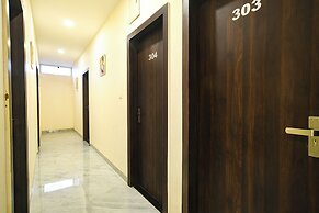 Fabhotel Capital Inn