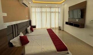 Fabhotel Karshani Kripa Dham