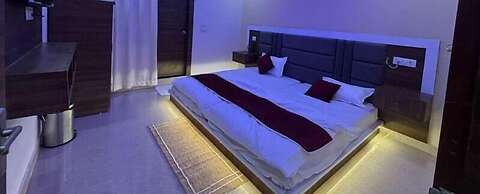 Fabhotel Karshani Kripa Dham