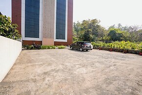 Fabhotel Gavalidev