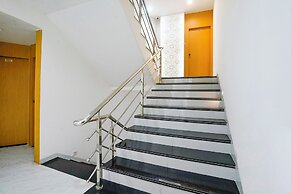Fabhotel Gavalidev