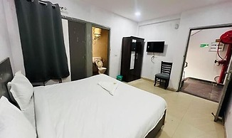 Fabhotel Jaipahari Palace
