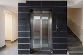 Fabhotel Lime Tree I