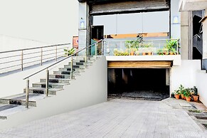 Fabhotel White Ridge Chaitanyapuri