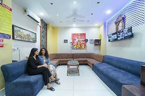 Fabhotel Khandaka Mahal