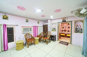 Fabhotel Khandaka Mahal
