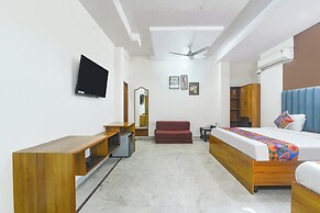 Fabhotel Mansarovar Palace