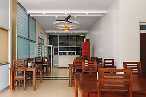 Fabhotel Mansarovar Palace