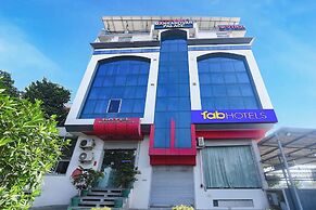 Fabhotel Mansarovar Palace
