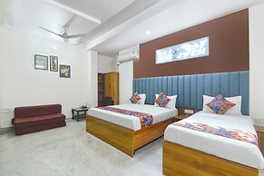 Fabhotel Mansarovar Palace